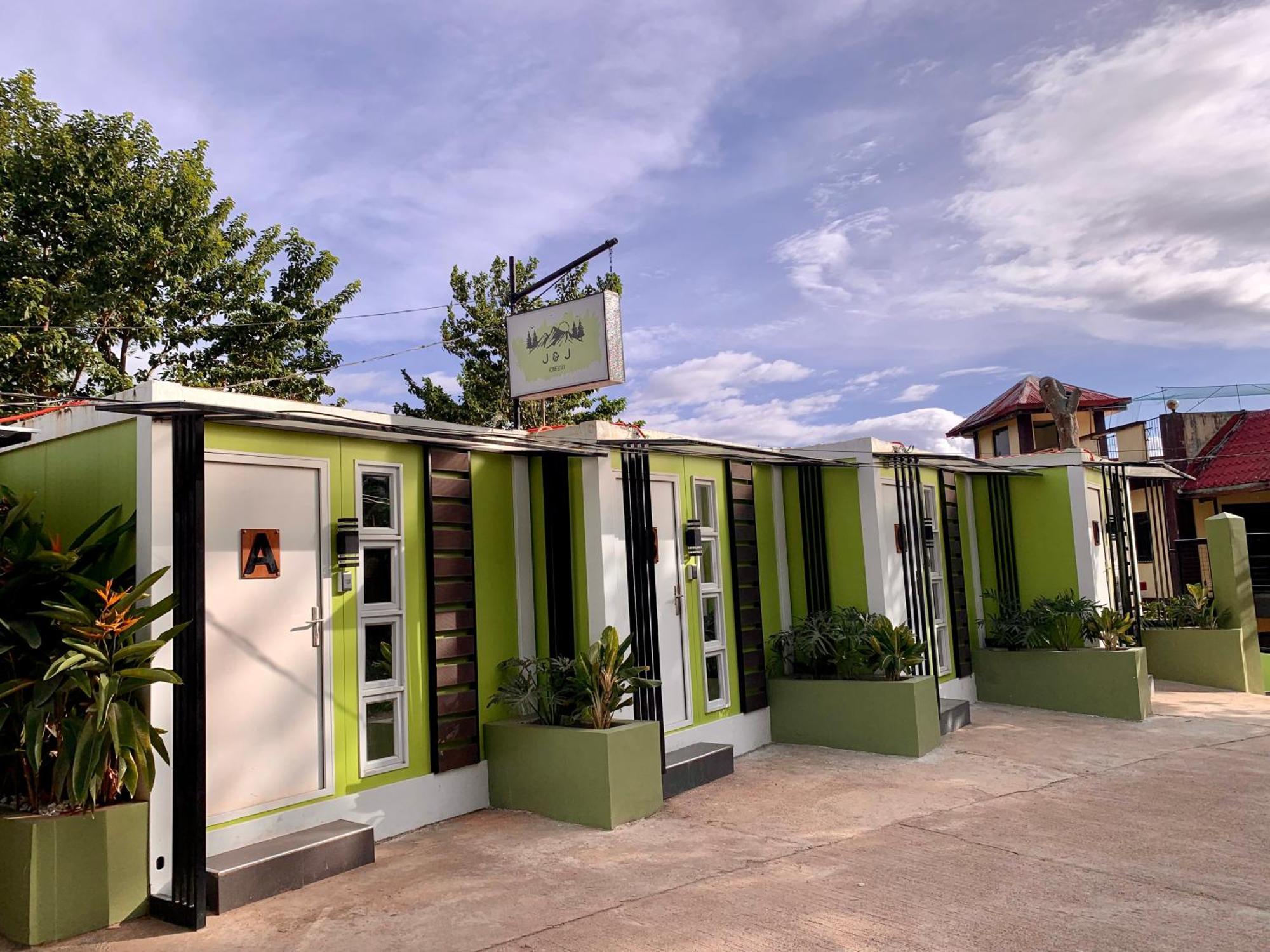 J & J Homestay Корон Экстерьер фото